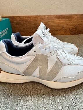 New Balance 327 Golf Shoes size 7